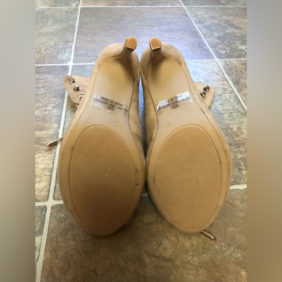 M & L HIGH HEEL FAUX SUEDE BOOTIES SIZE: 8.5 - Picture 3 of 11